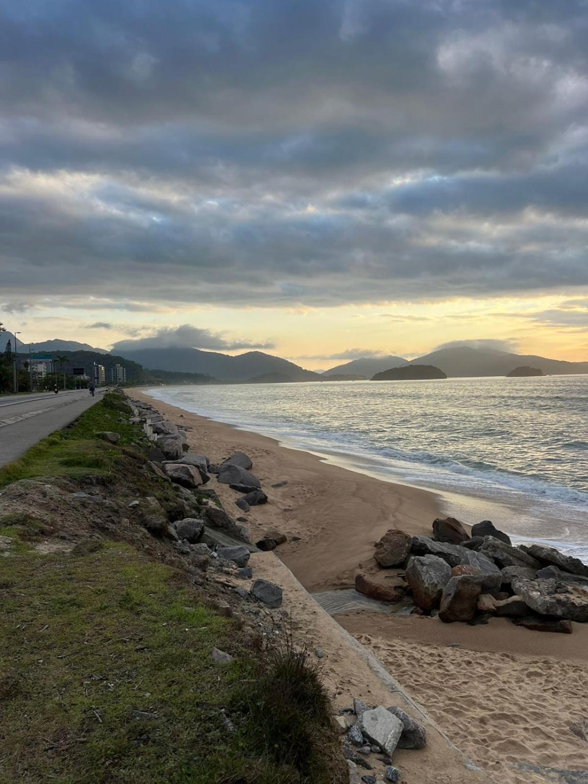 Paraiso Do Alexandre Para 15 Hospedes Карагуататуба Екстер'єр фото